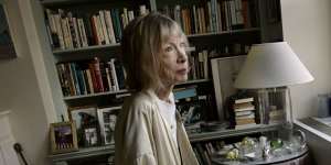 Didion in her New York apartment in 2005.