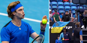 Andrey Rublev approached the chair umpire over crowd behaviour.