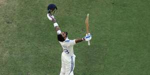 Crumbling Australia help Kohli awake from batting slumber