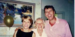 Jacoby with her mother Josephine and brother Karl,circa 2000.