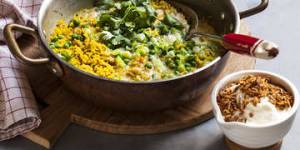 Quick curried rice with egg,spring onions&peas.