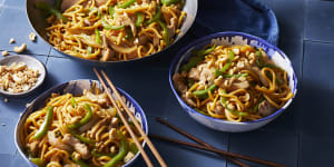 RecipeTin Eats’ Cashew chicken noodles.