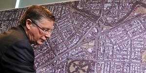 As Victorian premier in 2013,Denis Napthine unveiled his plan for the East West link design,but the project was scuttle when he lost the state election the following year.