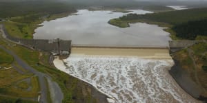 Dodgy Qld dam to be rebuilt after repair hopes hit the wall