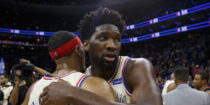 Simmons'76ers make big Christmas Day statement