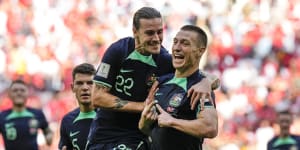 Socceroos strike to break 12-year World Cup drought