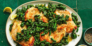 Chicken with pesto and green beans.