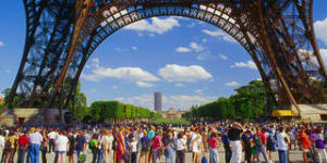 queuing Eiffel Tower