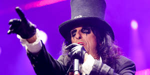 Alice Cooper performs at Pandemonium on Thursday.