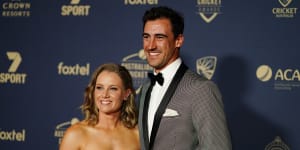 Starc flying home to cheer on Healy at World Cup final