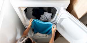 How to get the stink out of gym clothes (and how to prevent it)