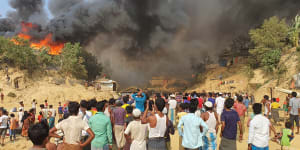 Several dead,thousands of homes burnt as fire sweeps Rohingya camp