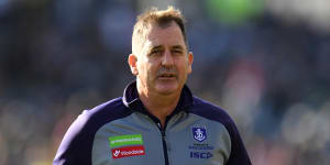 Fremantle Dockers slap down emergency meeting rumours