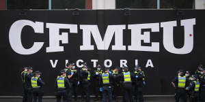 More than 20 CFMEU officials stood down after organised crime allegations