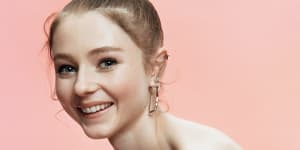 Thomasin McKenzie’s mother,Dame Miranda Harcourt,and grandmother,Dame Kate Harcourt are New Zealand acting royalty.