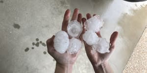 Storms dump'tennis ball,baseball'hailstones before cold snap rolls through