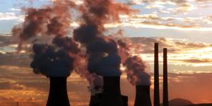 Carbon credit ‘trickery’ would put climate target at risk,experts warn