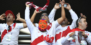 Peru fans take $800 taxi to get to World Cup game