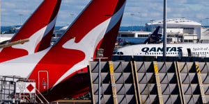 Passengers who were on a weekend flight into Sydney have been told to isolate. 