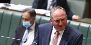 Barnaby champions his hometown mayor,condemning Labor ‘snobs’