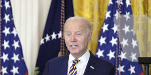 The Biden administration,while supporting Ukraine with military and humanitarian aid,has gone to great lengths to avoid any suggestion that it is directly engaged in a military conflict with Russia.