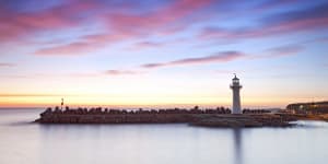 Wollongong,NSW,lighthouse,dusk