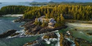 A post-surf hot shower is just a short walk away at the beautifully appointed Wickaninnish Inn