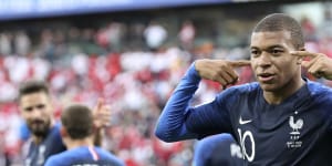 Mbappe goal seals France's last 16 spot and Peru's elimination