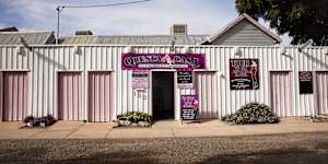 The Pink House … the oldest brothel in Australia.