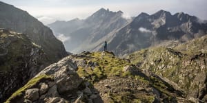 Hohe Tauern is furnished with more than 300 summits above 3000 metres.