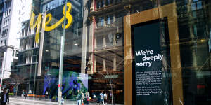 Optus customers trying to leave are finding it difficult to do so.