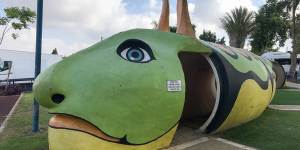 In the southern Israeli town of Sderot,even the playground equipment is a bomb shelter. 