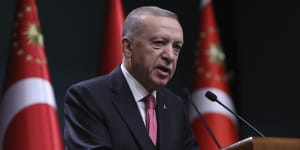 Turkey’s President Recep Tayyip Erdogan has ordered his government to seek negotiations on the hostages.