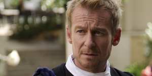 Leave it to Cleaver:Richard Roxburgh to front court education videos