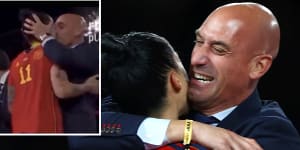 Spanish soccer boss Luis Rubiales kissing Jennifer Hermoso.