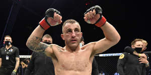 'This is a crazy sport':Volkanovski celebrates world title in isolation