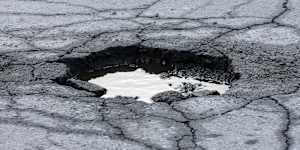 Bitumen blitz:Coalition pledges billions to rural road upgrades