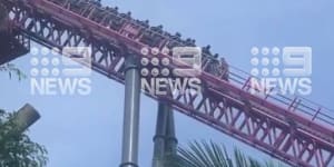 WATCH:Rollercoaster becomes stuck mid-ride at Movie World