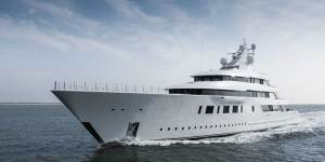 Miranda Kerr’s billionaire husband,Evan Spiegel,has taken delivery of his new superyacht,Bliss.