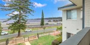 This one bedroom unit in South Perth has been on the market for a long time and one reason could be its lack of car parking. 
