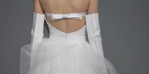 Vera Wang bridal gowns historically catered to a select clientele of VIPs and celebrities. Her licensing deal with Pronovias Group will see the brand become more accessible.