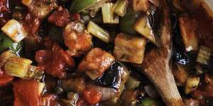 Serve your Sicilian caponata with bruschetta or with salad leaves.