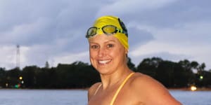 Chilly commute a step on the road to English Channel for Freo swimmer