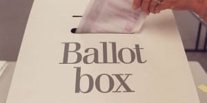 The Australian Electoral Commission wants COVID-19 close contacts to be able to vote in person on May 21.