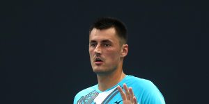 Tomic beaten by 16-year-old in Roland Garros qualifiers