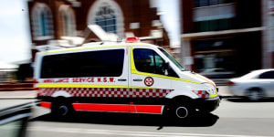 Children injured in crash between family van and ute in Sydney's south