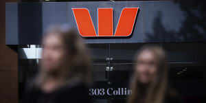 Australia’s big banks,such as Westpac,have cut thousands of workers over the last year. 