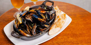 Kangaroo Island black mussels at Kailis Brothers,Leederville.