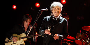 Universal didn't disclose a price for the deal,though Dylan's songs are worth more than $US200 million.
