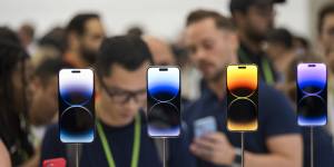 Apple and Google in talks to bring AI to iPhones